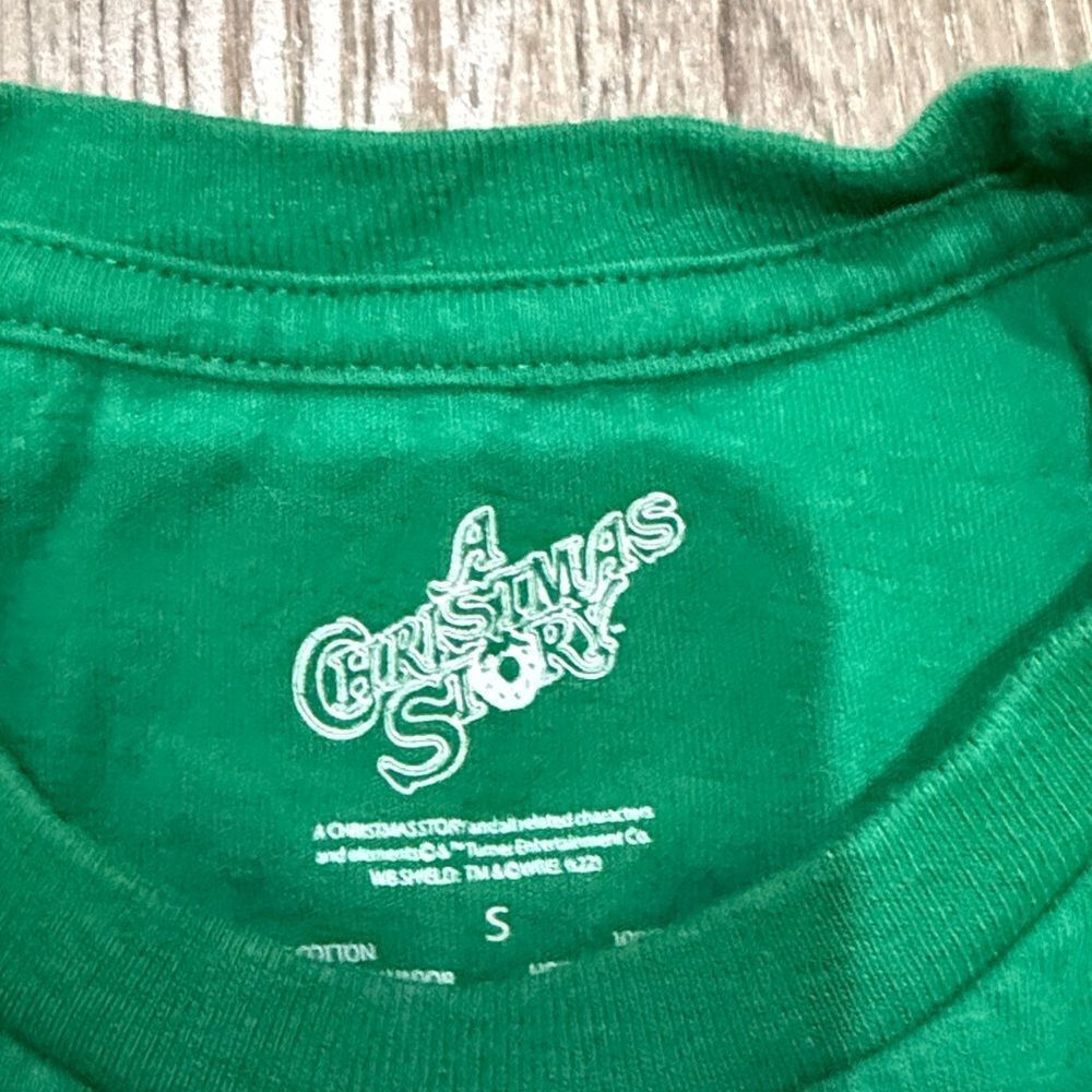 A Christmas story, a pink nightmare, tee - Picture 3 of 7